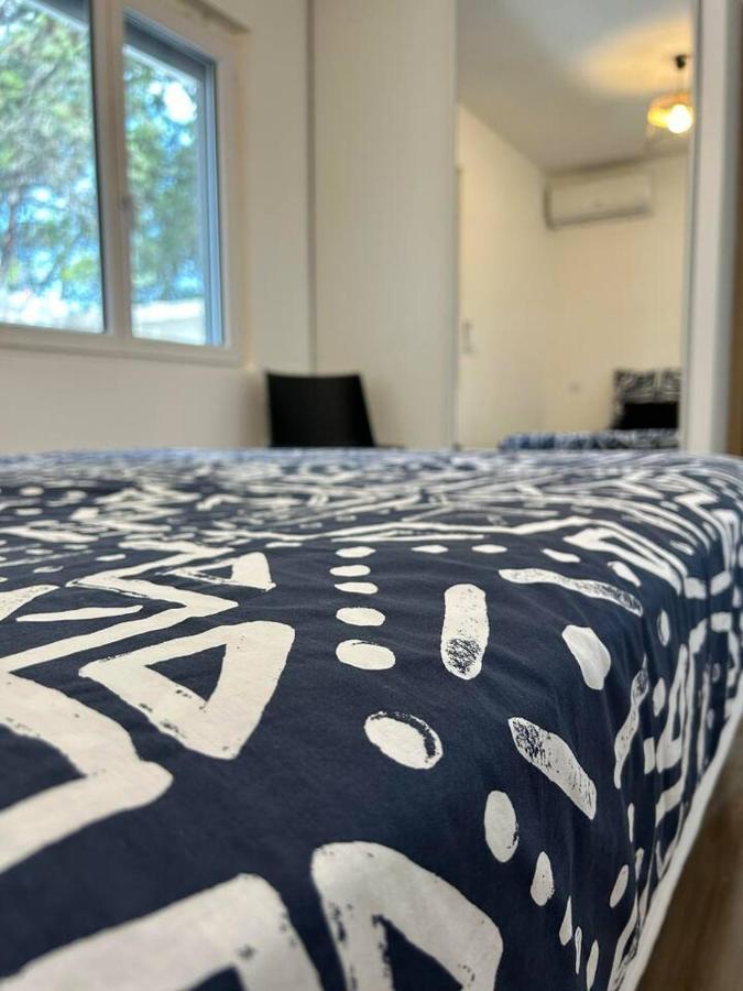Appartement Jacuzzi Narbonne Exterior photo