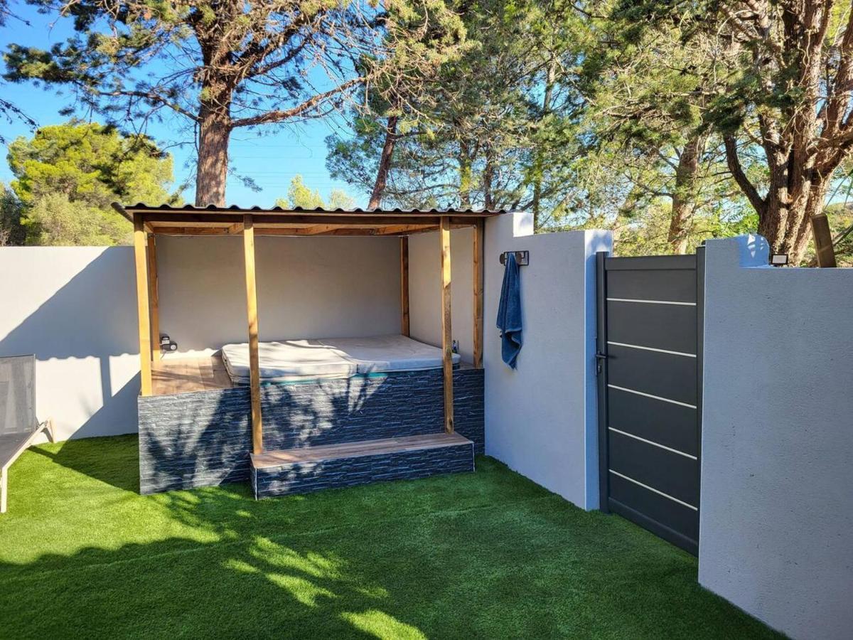 Appartement Jacuzzi Narbonne Exterior photo