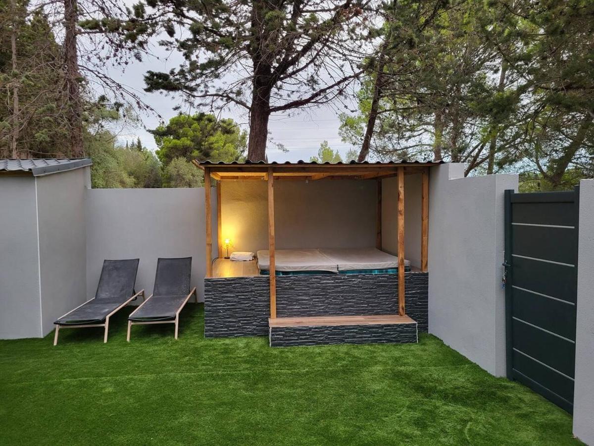 Appartement Jacuzzi Narbonne Exterior photo