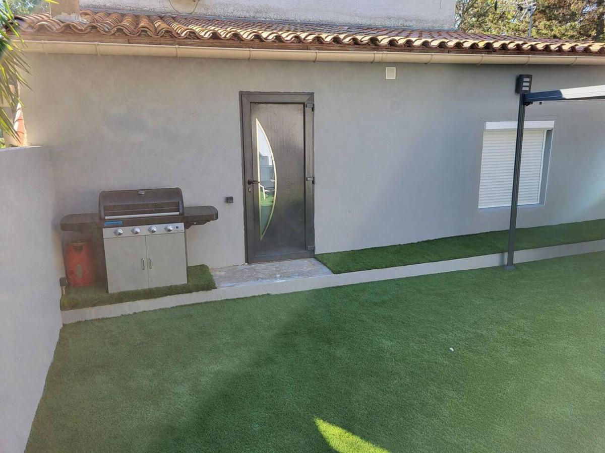 Appartement Jacuzzi Narbonne Exterior photo